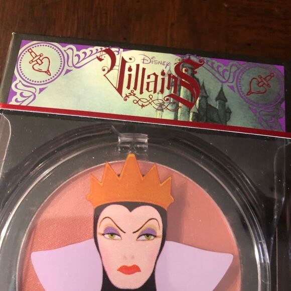 Disney Villains Jealous Face Make up Blush Evil Witch from Snow White - Picture 2 of 9